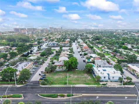 2716 NE 14th Street Causeway Pompano Beach FL 33062