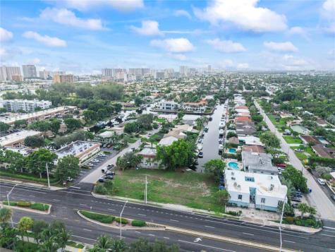 2716 NE 14th Street Causeway Pompano Beach FL 33062