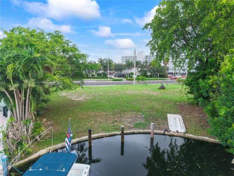 2716 NE 14th Street Causeway Pompano Beach FL 33062