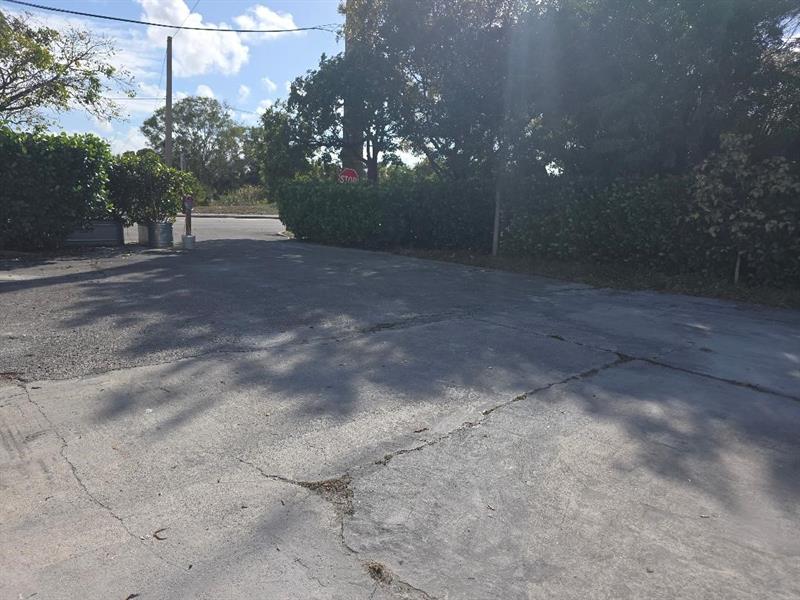 3311 N Dixie Highway Pompano Beach FL 33064