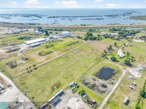 615 State Road 78 Okeechobee FL 34974