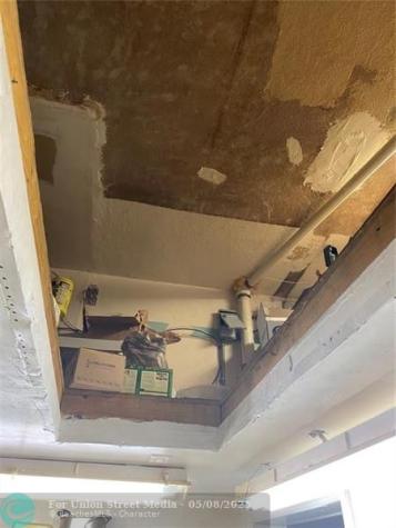 7209 SW 59th Avenue South Miami FL 33143