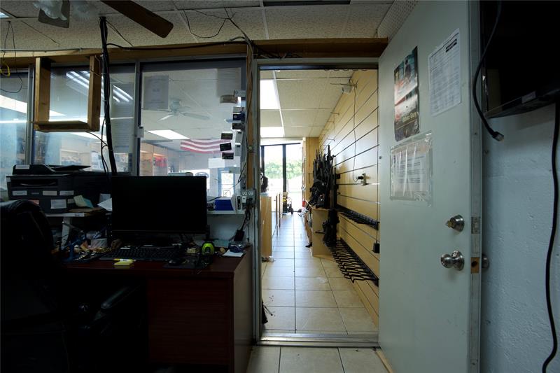 4581 N Dixie Highway Deerfield Beach FL 33064