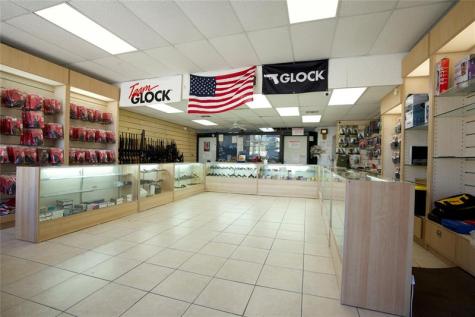 4581 N Dixie Highway Deerfield Beach FL 33064