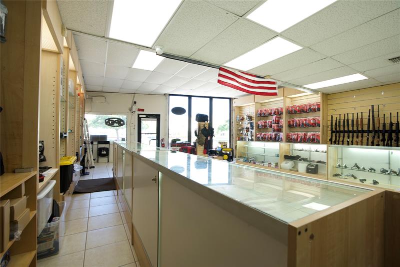 4581 N Dixie Highway Deerfield Beach FL 33064