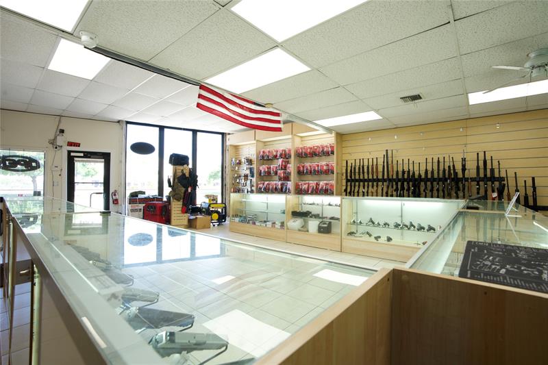 4581 N Dixie Highway Deerfield Beach FL 33064