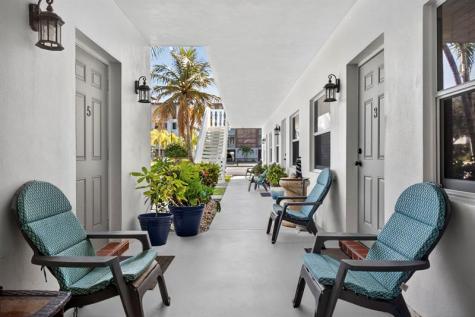 201 Inlet Way Palm Beach Shores FL 33404