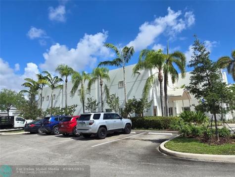 10322 NW 55th Street Sunrise FL 33351