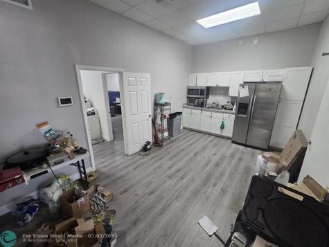 10322 NW 55th Street Sunrise FL 33351