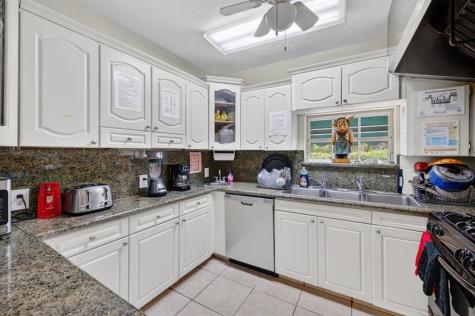 1700 NE 5 Street Fort Lauderdale FL 33301