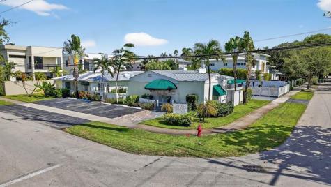 1700 NE 5 Street Fort Lauderdale FL 33301