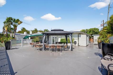 1700 NE 5 Street Fort Lauderdale FL 33301