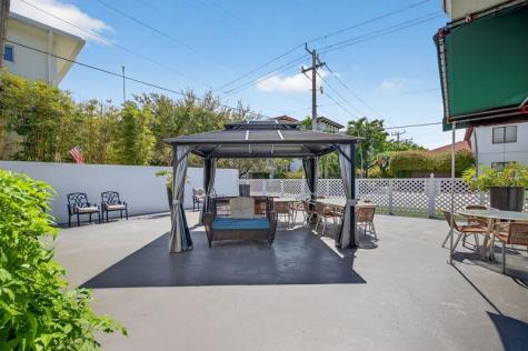 1700 NE 5 Street Fort Lauderdale FL 33301