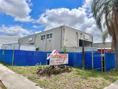 5751 Dawson Street Hollywood FL 33023