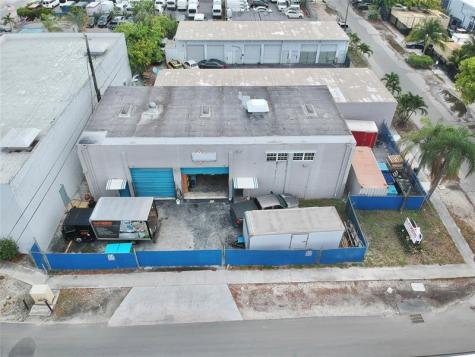 5751 Dawson Street Hollywood FL 33023