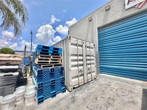 5751 Dawson Street Hollywood FL 33023