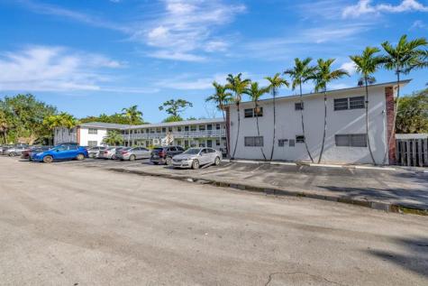 1916 SW 11th Street Fort Lauderdale FL 33312