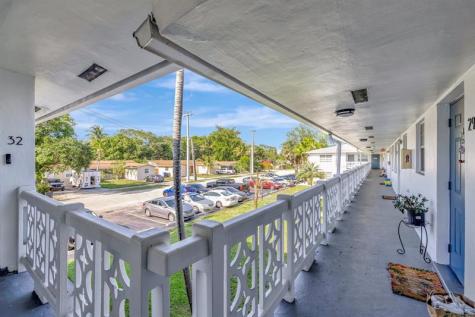 1916 SW 11th Street Fort Lauderdale FL 33312