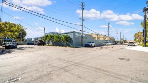 2230 NW 8th Avenue Miami FL 33127