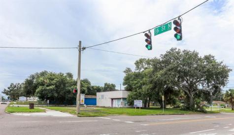 1246 N 16th Street St Petersburg FL 33705