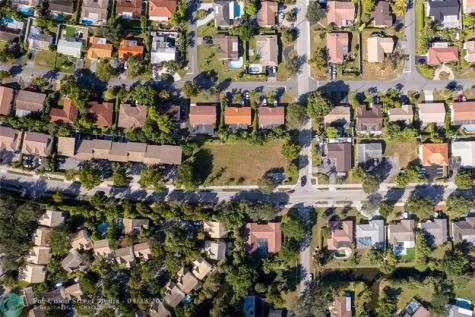 3990 Woodside Drive Coral Springs FL 33065