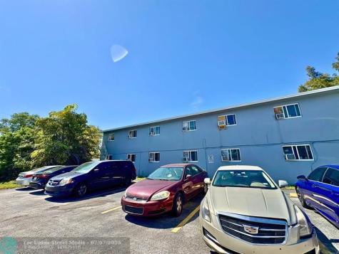 101-105 SE 26th Street Fort Lauderdale FL 33316