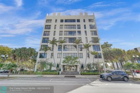 2450 Hollywood Boulevard Hollywood FL 33020