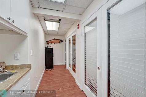 2450 Hollywood Boulevard Hollywood FL 33020