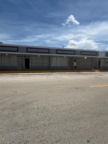 6132- 6136 NW 11th Street Sunrise FL 33313