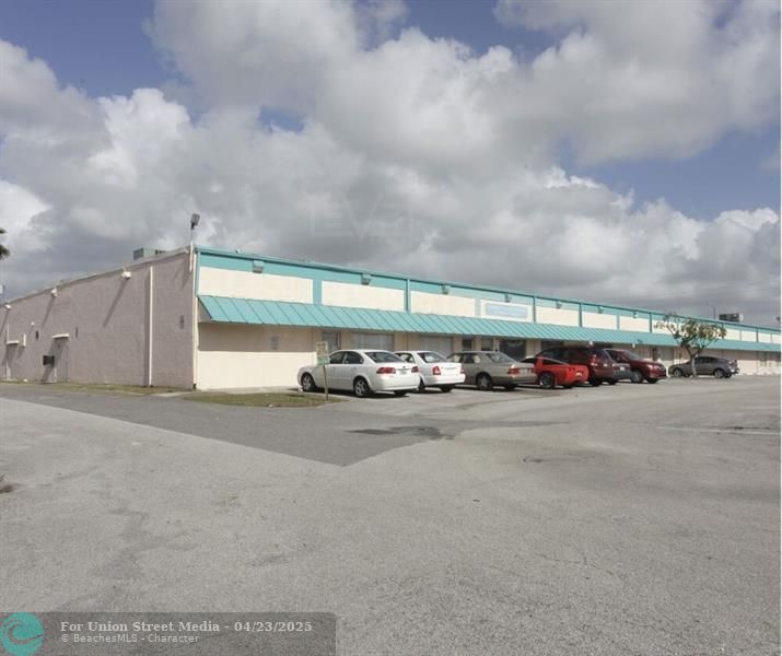 1883 NW 38th Avenue Lauderhill FL 33311