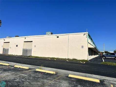 1883 NW 38th Avenue Lauderhill FL 33311