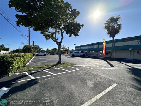 1883 NW 38th Avenue Lauderhill FL 33311