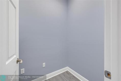 1400 E Oakland Park Boulevard Oakland Park FL 33334