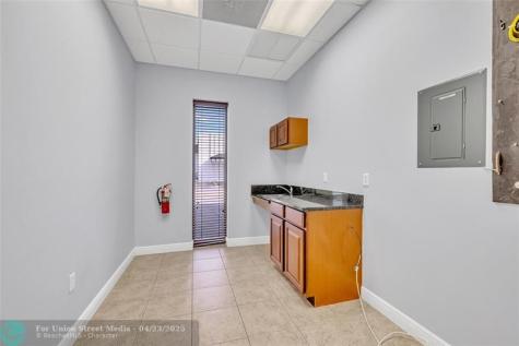 1400 E Oakland Park Boulevard Oakland Park FL 33334