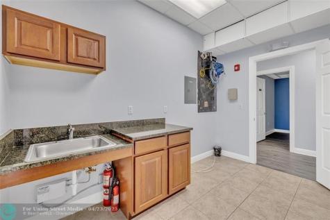 1400 E Oakland Park Boulevard Oakland Park FL 33334