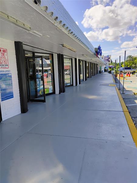 2060 NE 2nd Street Deerfield Beach FL 33441