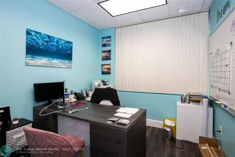 2690 Weston Road Weston FL 33331