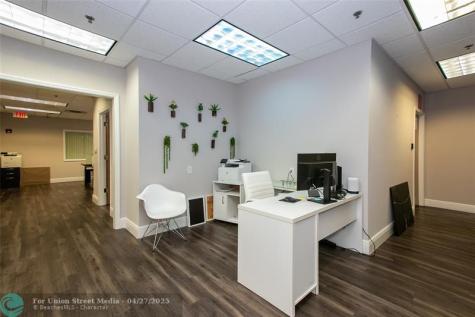 2690 Weston Road Weston FL 33331