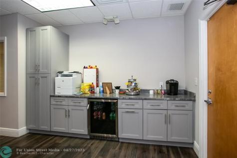 2690 Weston Road Weston FL 33331