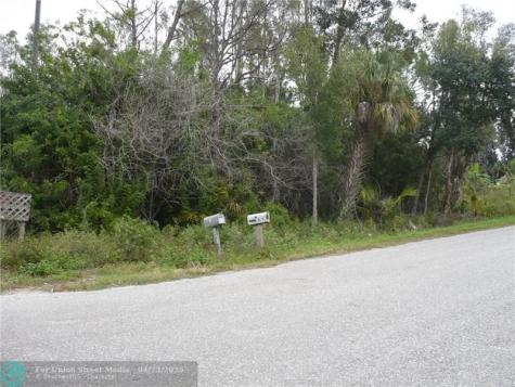 320 G Road Other City - In The State Of Florida FL 33935