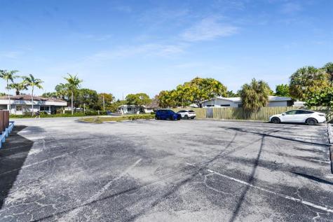 1130 Bayview Drive Fort Lauderdale FL 33304