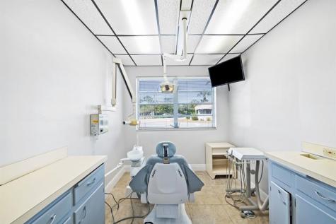 1130 Bayview Drive Fort Lauderdale FL 33304