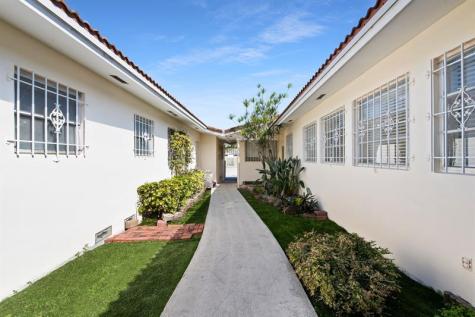 1130 Bayview Drive Fort Lauderdale FL 33304