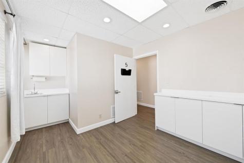 1130 Bayview Drive Fort Lauderdale FL 33304