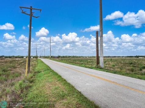 4199 Desoto City Road Sebring FL 33870