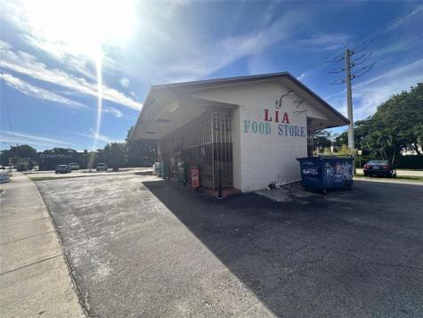 1790 N Andrews Square Fort Lauderdale FL 33311