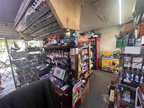 1790 N Andrews Square Fort Lauderdale FL 33311