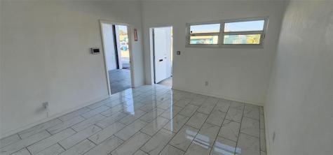 4834 NE 10 Avenue Oakland Park FL 33334