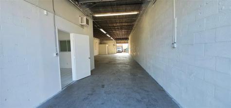 4834 NE 10 Avenue Oakland Park FL 33334