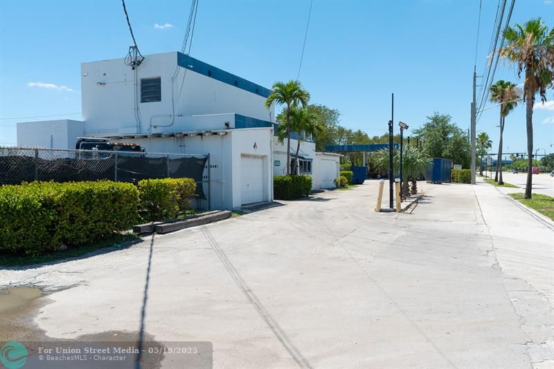 1126 Drive Martin Luther King Jr Boulevard Pompano Beach FL 33069